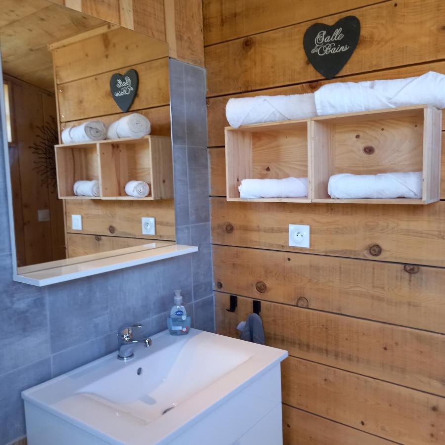 Camping Car Vintage Saint-Barthelemy-le-Plain Extérieur photo